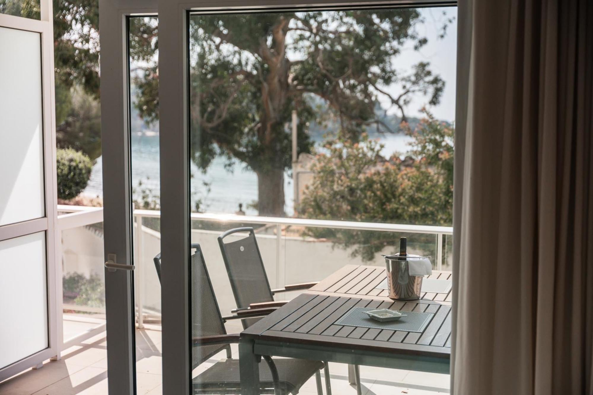 Santa Llucia Apartaments Roses Eksteriør bilde